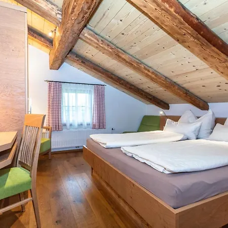 Brandstatthof 住宿加早餐酒店