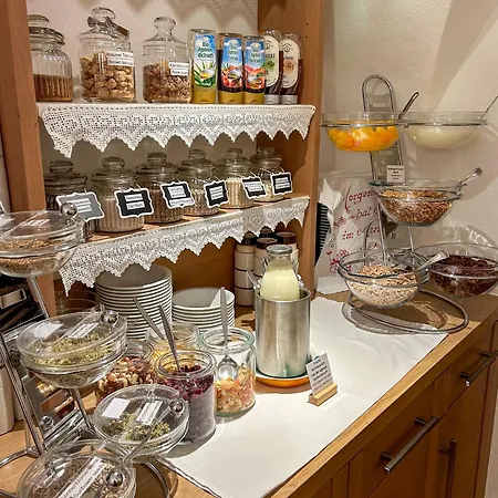 Brandstatthof Bed and breakfast