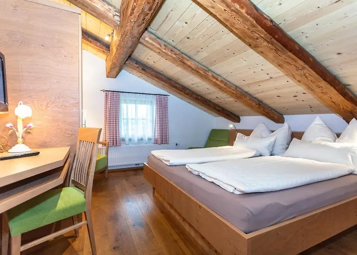 Brandstatthof Bed & Breakfast